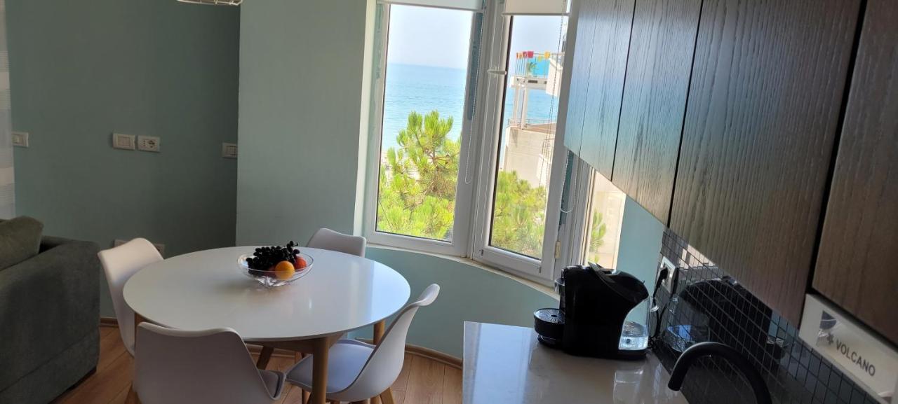 Sea View New Apartment Durres Exterior photo